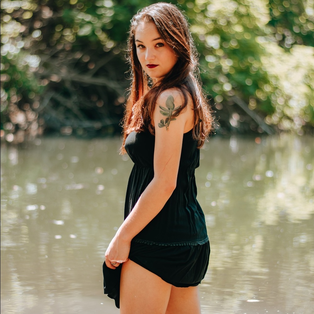 Meet your Posher, Nikki-marie